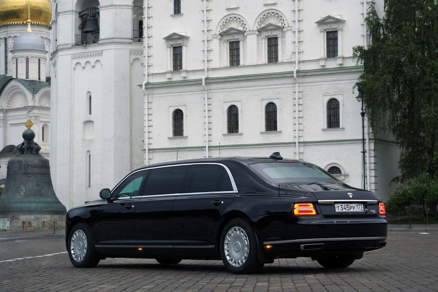  Aurus Senat Limousine (41231SB) 2018 года  (фото 15 из 16)